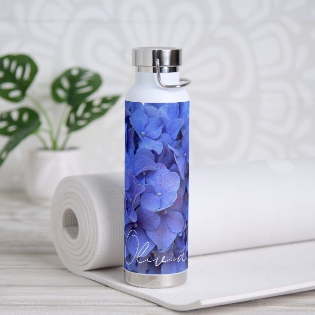 Elegant blue periwinkle floral hydrangeas  water bottle (Yoga)