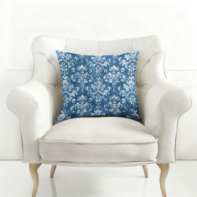 ELEGANT BLUE VINTAGE PATTERNED CUSHION (Creator Uploaded)