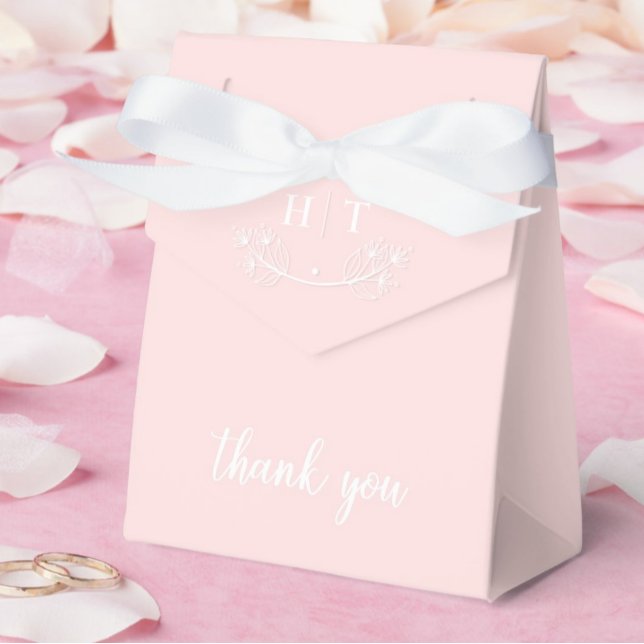 Elegant Calligraphy Pink White Monogram Wedding Favour Box (Elegant Calligraphy Pink White Monogram Wedding Favor Boxes)