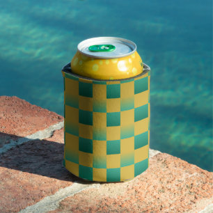 Elegant chequered pattern in green and gold can cooler
