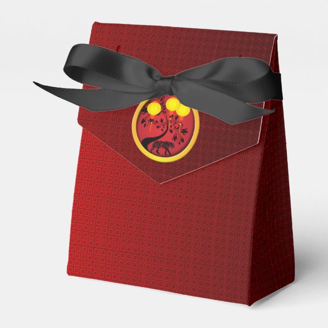 Elegant Chinese New Year Tiger Gold Lanterns Favour Box (Front Side)