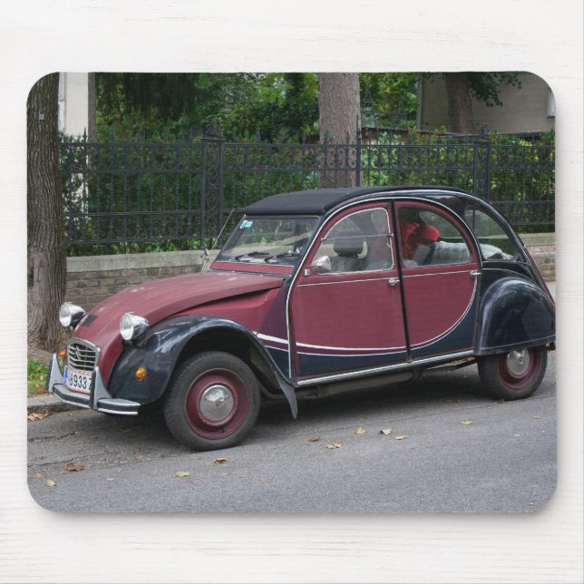 Elegant Citroen 2CV Charleston Mouse Pad (Front)