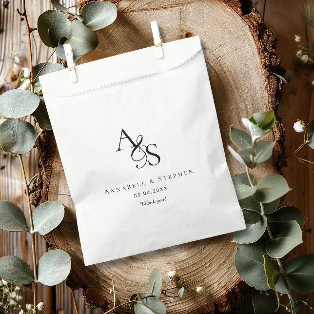 Elegant, Classic, Monogram, Wedding Favour Bags (Creator Uploaded)