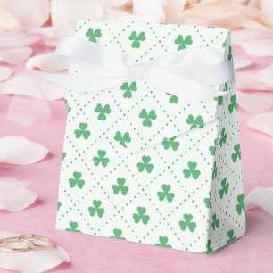 Elegant Clover Pattern Tent 3x1.5x3.25 Favour Box