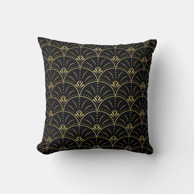 Elegant damask, vintage floral design. cushion (Front)