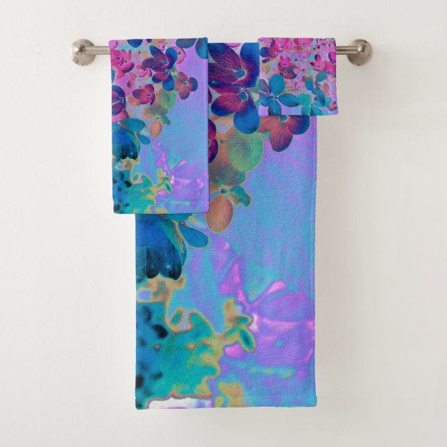 Elegant Dark Blue and Magenta Limelight Hydrangea Bath Towel Set (Insitu)