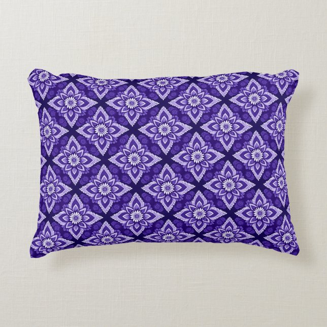 Elegant Decorative Boho Floral Pattern Decorative Cushion (Front)