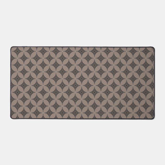 Elegant Diamond Geometric Pattern on Lucky Beige Desk Mat (Front)