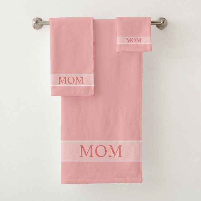 Elegant Editable Mum Text on Pastel Plain Pink Bath Towel Set (Insitu)