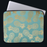 elegant faux gold tropical pineapple pattern laptop sleeve<br><div class="desc">Trendy and stylish faux gold pineapple pattern. You may customise the background colour.</div>