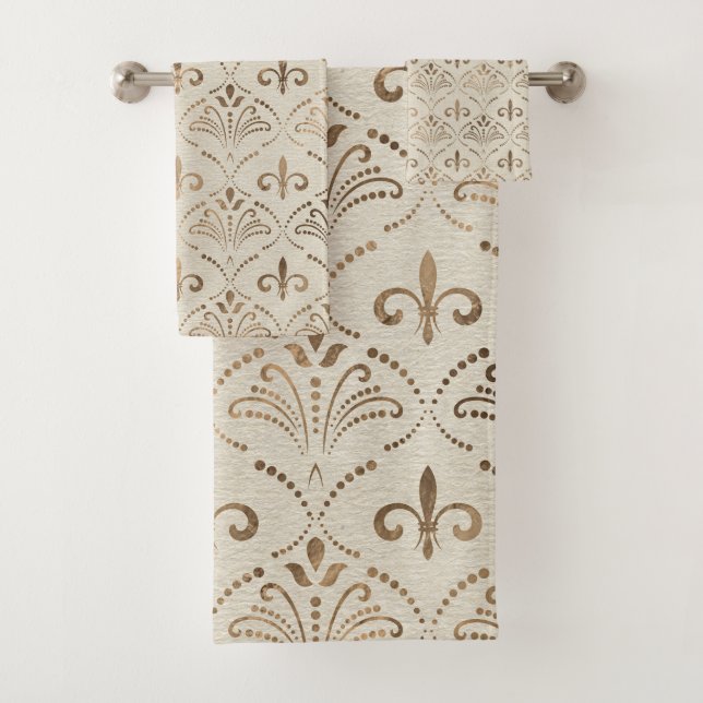 Elegant Fleur-de-lis pattern - pastel gold Bath Towel Set (Insitu)
