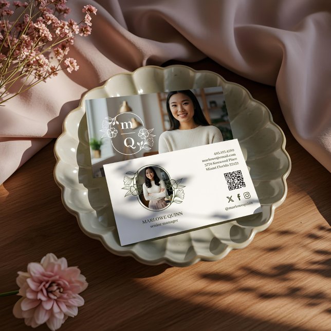 Elegant Floral Botanical Monogram Crest Logo Brand Business Card (Elegant Floral Botanical Monogram Crest Logo Brand Business Card)