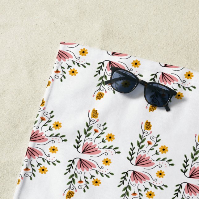 Elegant Floral Design Soft Beach Towel for Summer (In Situ)