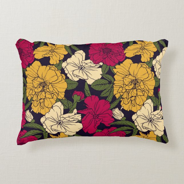 Elegant floral pattern decorative cushion (Front)