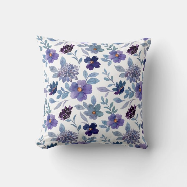 Elegant floral pattern throw pillows (Front)
