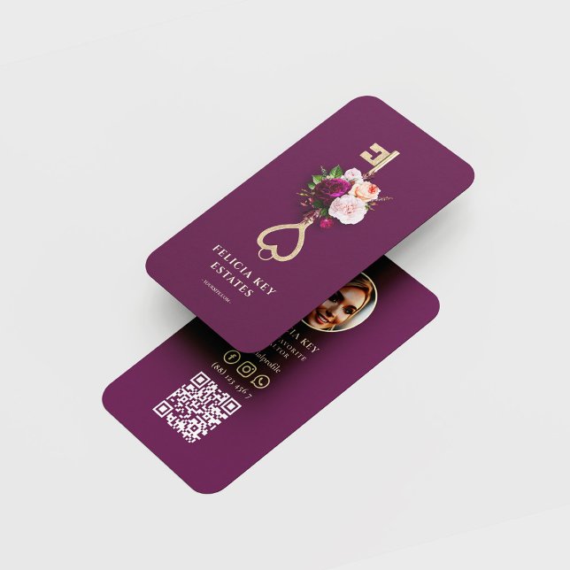 Elegant Floral Real Estate Agent Realtor  Business Card (Creator Uploaded)