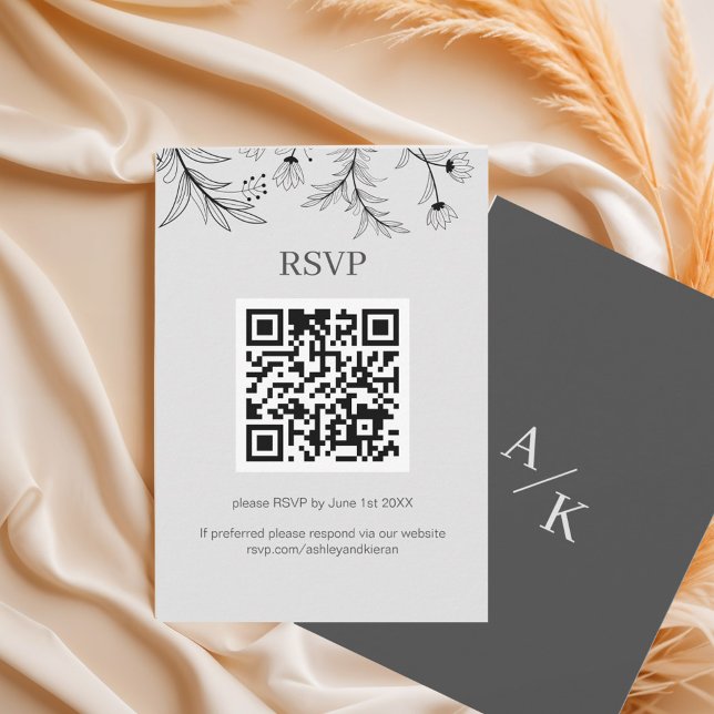 Elegant Floral Wedding QR code RSVP Card (Creator Uploaded)