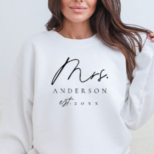 Elegant Font Mrs Newlywed Custom Sweatshirt