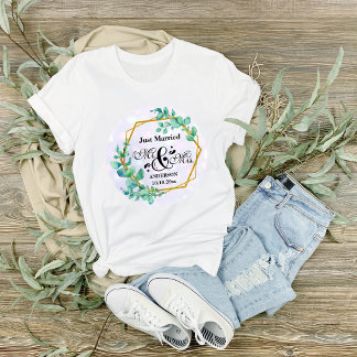 Elegant Geometric Gold Frame with Eucalyptus Leave T-Shirt