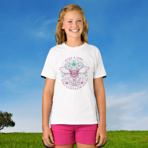 Elegant Girl Who Loves Cicadas Line Art Quotation T-Shirt