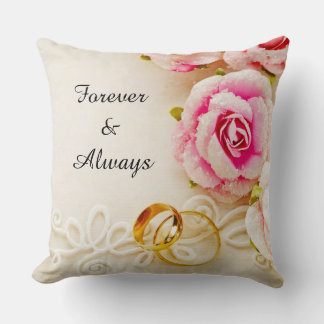 Elegant Gold Wedding Rings with Roses Romantic 💍 Cushion