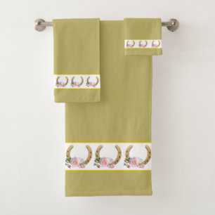 Elegant, Golden Horseshoes with Flowers on Beige Bath Towel Set