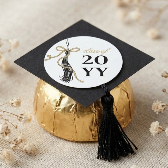 Elegant Grad Tassel Gold Bow Graduation Class of Classic Round Sticker (Elegant Grad Tassel Gold Bow Graduation Class of Classic Round Sticker)