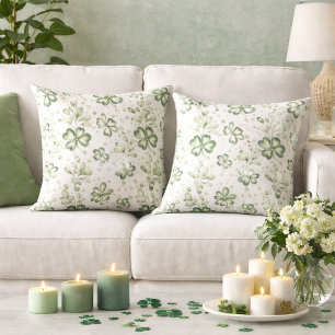 Elegant Green Clover Pattern Cushion