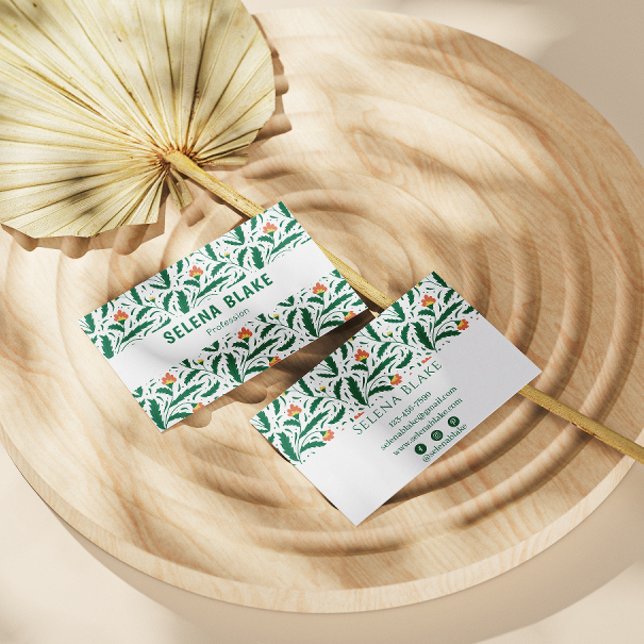 Elegant Green Floral Design | Chic & Modern Business Card (Creator Uploaded)