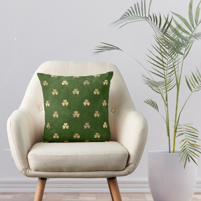 Elegant Green Gold Shamrock  Cushion (Creator Uploaded)