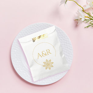 Elegant jewellery inspired frame & initials weddin favour bags