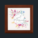 Elegant Just Married Wedding | Keepsake Box<br><div class="desc">For further customisation, please click the "Customise" button and use our design tool to modify this template. If the options are available, you may change text and image by simply clicking on "Edit/Remove Text or Image Here" and add your own. If you wish to have this design added to a...</div>