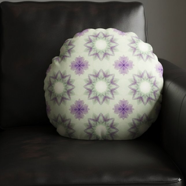 Elegant Lavender Geometric Floral Pattern  Round Cushion (Creator Uploaded)