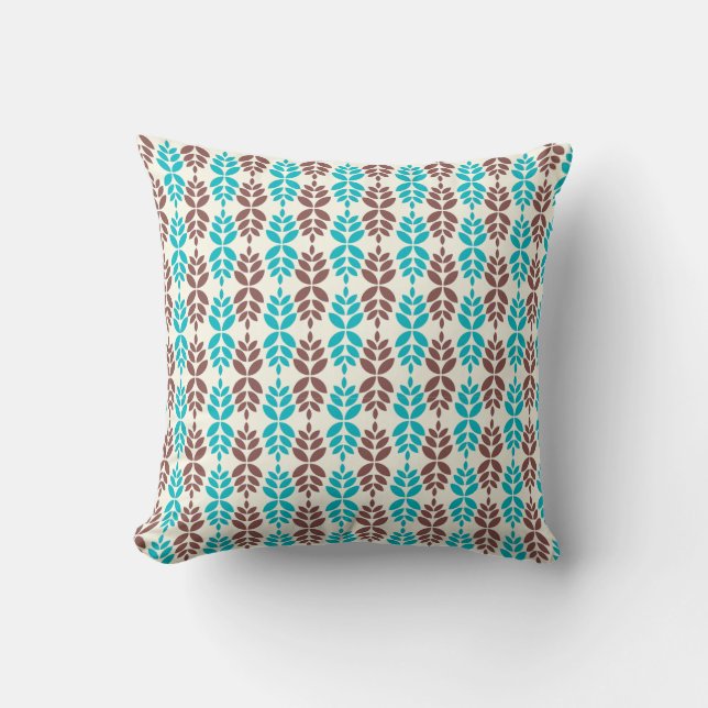 Elegant Leaf Bliss Seamless Pattern Throw Pillow (Front)