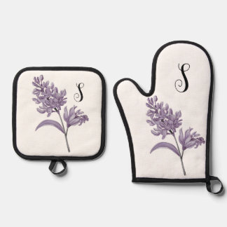 Elegant Lilac Monogram Pot Holder - Personalised  Oven Mitt & Pot Holder Set