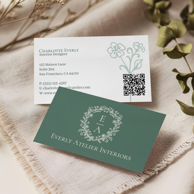 Elegant Luxury Boutique Floral Monogram Crest Logo Business Card (Elegant Luxury Boutique Floral Monogram Crest Logo Business Card)