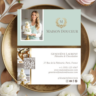 Elegant Luxury Home Baker Floral Crest Monogram Business Card