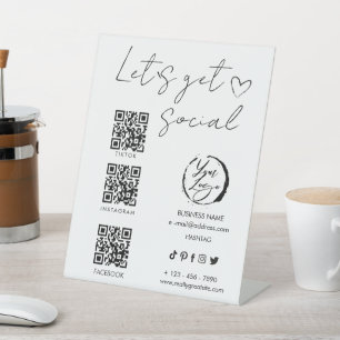 Elegant Makeup Artist Social Template   Beauty Pedestal Sign