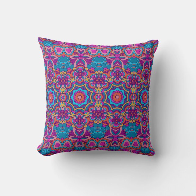 Elegant Minimalist Decorative Pillow Modern Cosy (Front)
