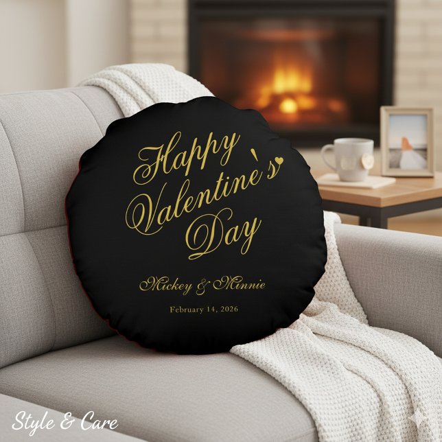 Elegant Minimalist Valentine’s Day Love Round Cushion (Elegant Minimalist Valentine’s Day Love Round Pillow)
