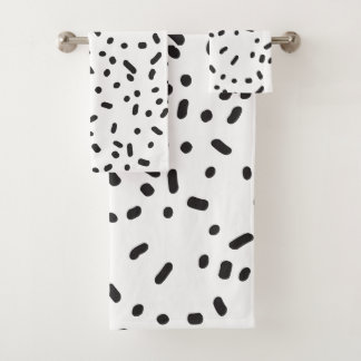 Elegant modern black and white bath towels