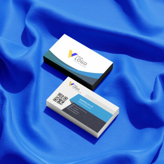 Elegant Modern Blue Business Card (Creator Uploaded)