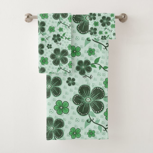 Elegant, Modern Flower Pattern on Green Bath Towel Set (Insitu)