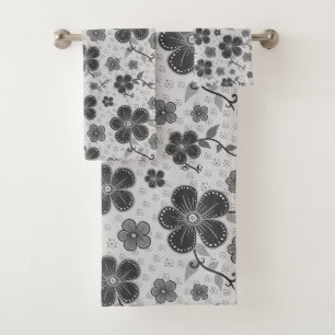 Elegant, Modern Flower Pattern on Light Grey Bath Towel Set