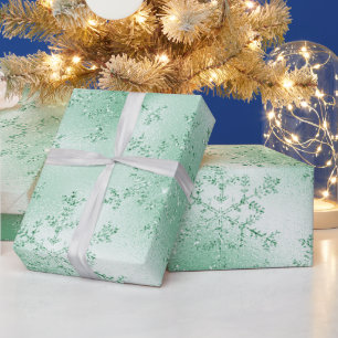 Elegant Modern Green Christmas Snowflake Pattern Wrapping Paper