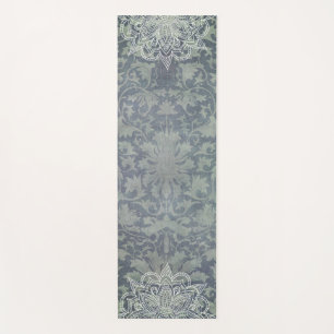 Elegant Oriental Mandala Yoga Mat