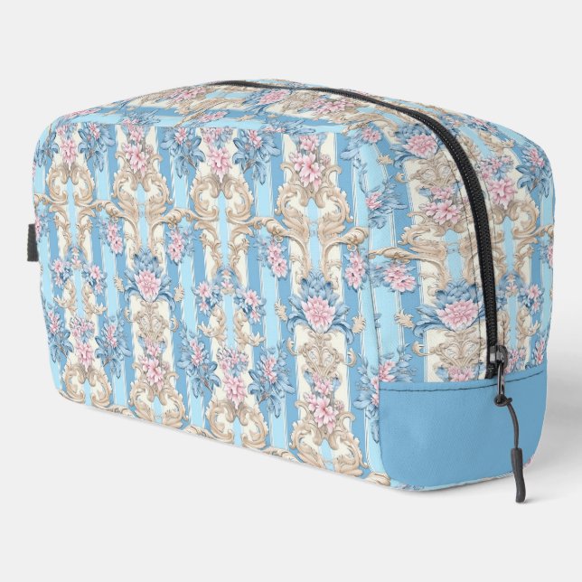 Elegant pastel baroque pattern  dopp kit (Right Corner)