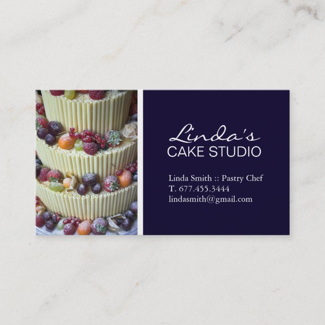 Elegant Pastry Chef Business Card (Front)