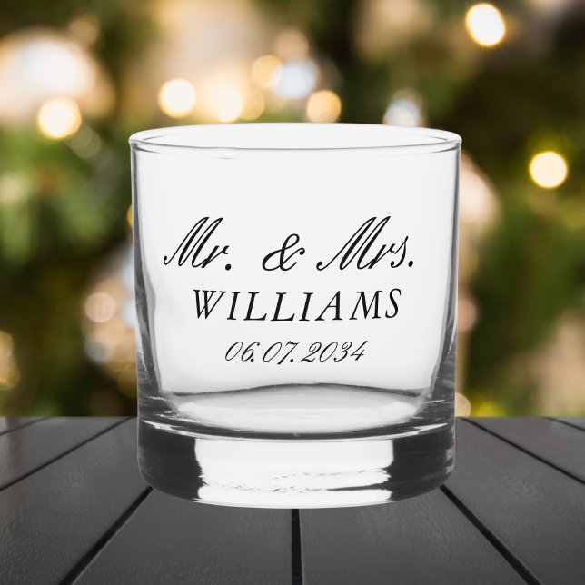 Elegant Personalised Mr & Mrs Wedding Date Whiskey Glass (Elegant Personalized Mr & Mrs Wedding Date Whiskey Glass
)