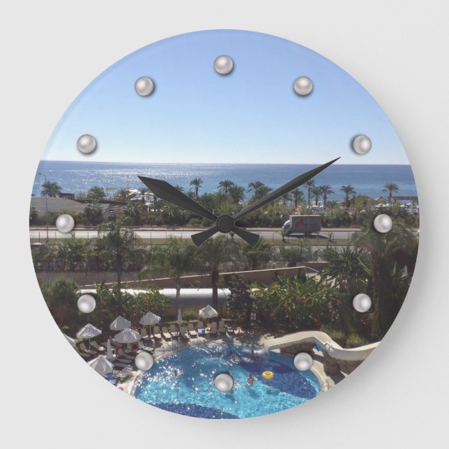 Elegant, photo, hotel, large clock (Front)